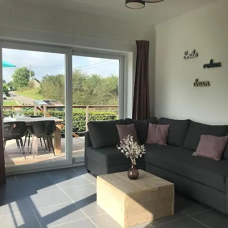Holiday home Met Zonneterras, Tuin En Panoramisch Uitzicht