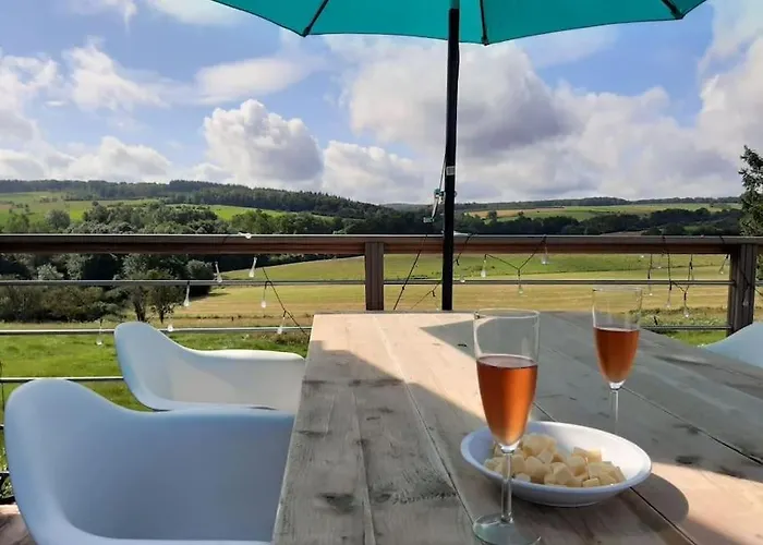 Met Zonneterras, Tuin En Panoramisch Uitzicht *